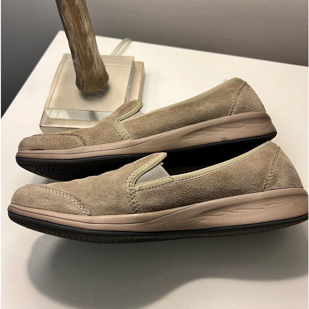 Easyspirit e360 tan suede slip on shoes size 9 - Picture 6 of 9